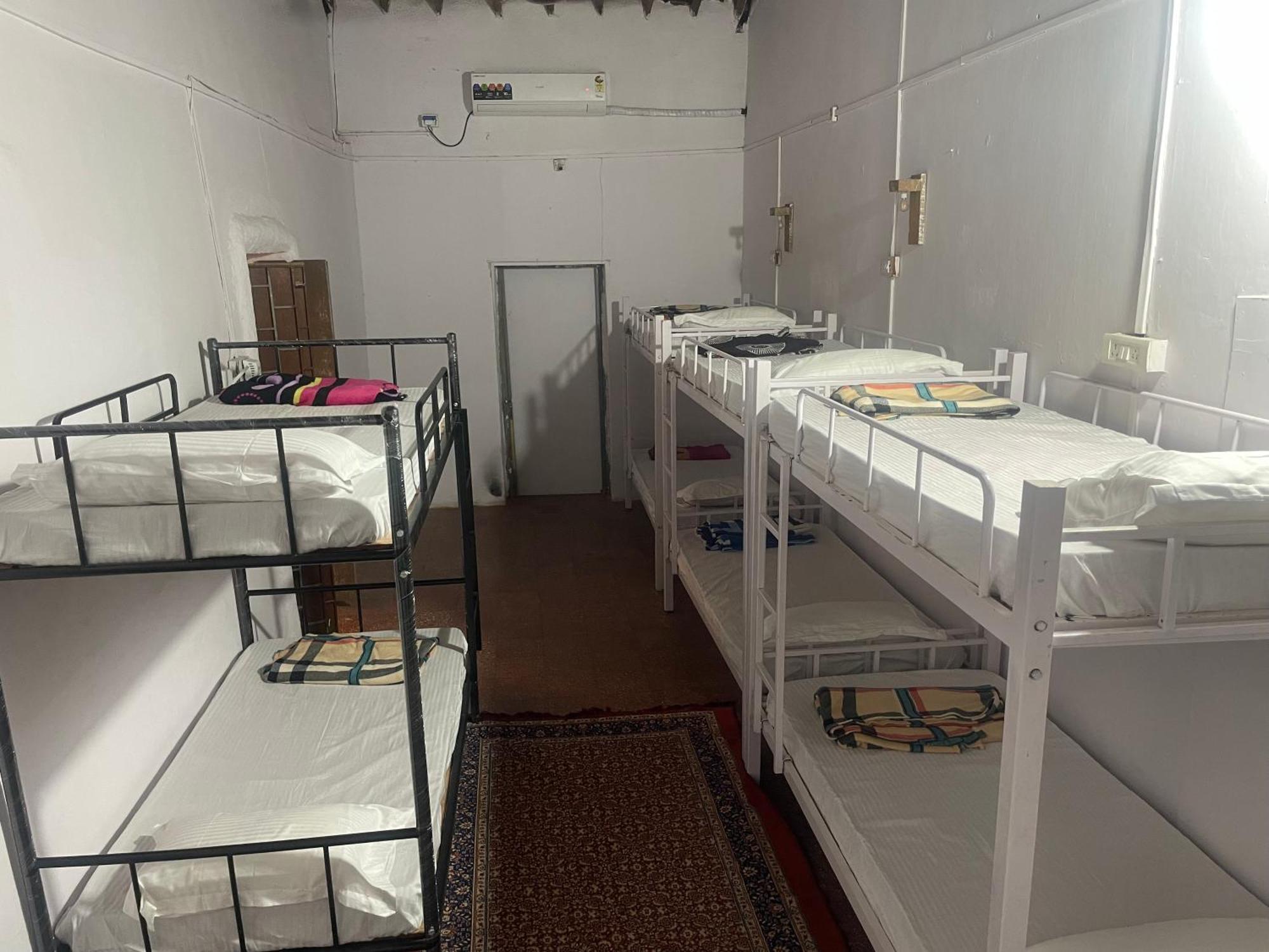 Streetmates Hostel Anjuna Esterno foto